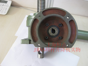 JRSSϵ�нz�U�����C������Ƭ