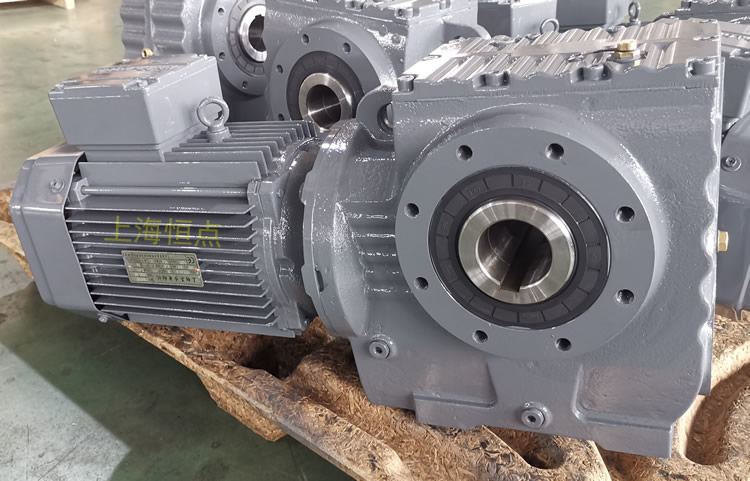 SA77ϵ�Мp�ٙC(j��)ݔ����늙C(j��)��ݔ��ͨ�ף����ü�����D